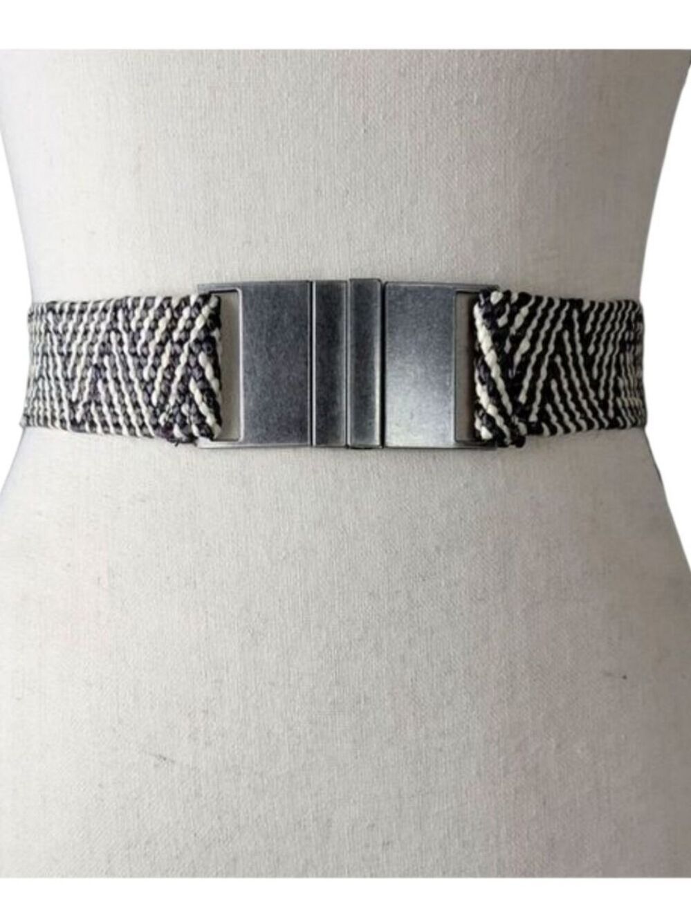 Y2K Jessica Simpson Black & Creamy White Chevron Stretch Belt Size 6